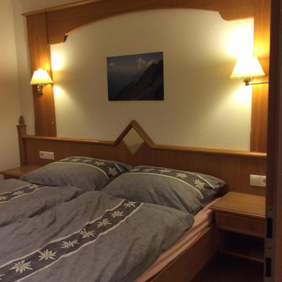 Appartamento Haus Hotz Landeck Esterno foto