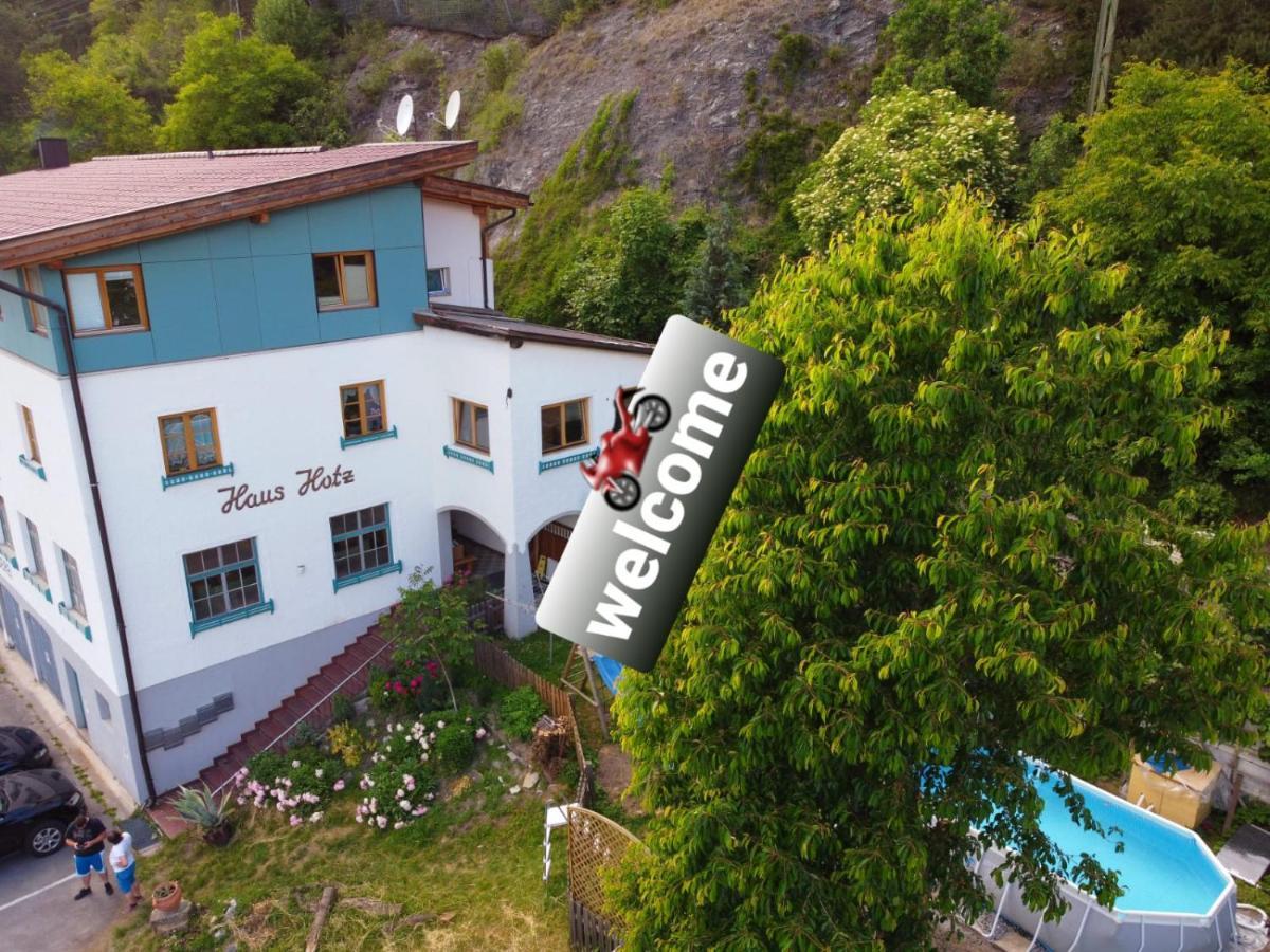 Appartamento Haus Hotz Landeck Esterno foto